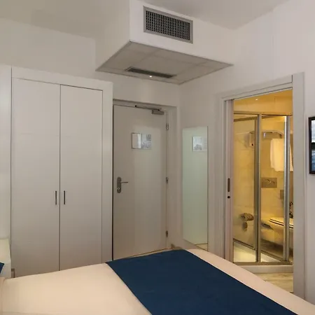 Park Hotel 3*