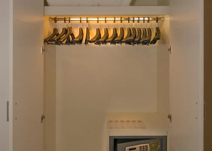 מלון Park מרינה די פיאטרסנטה