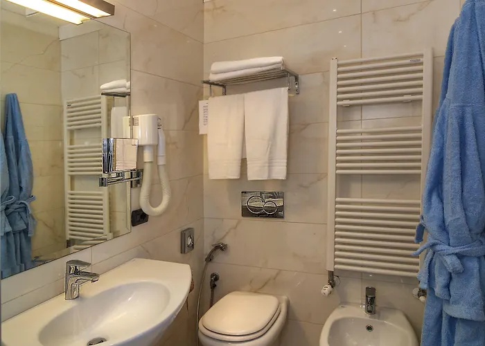 Готель Park Марина-ді-П'єтразанта