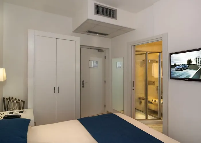 Park Готель 3*